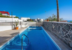 Tranquil 2BR :Private Pool & Ocean Views